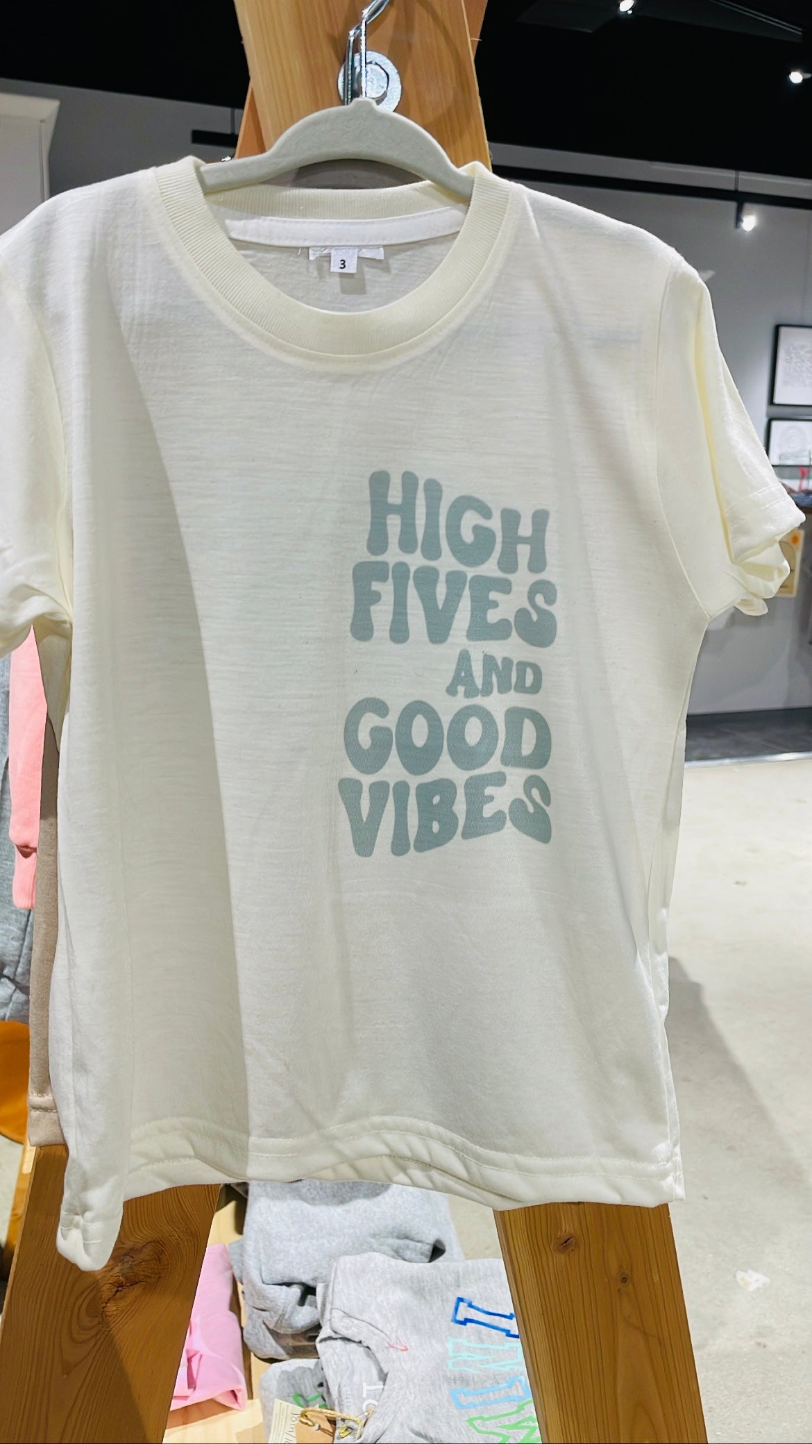 High 5's & Good Vibes